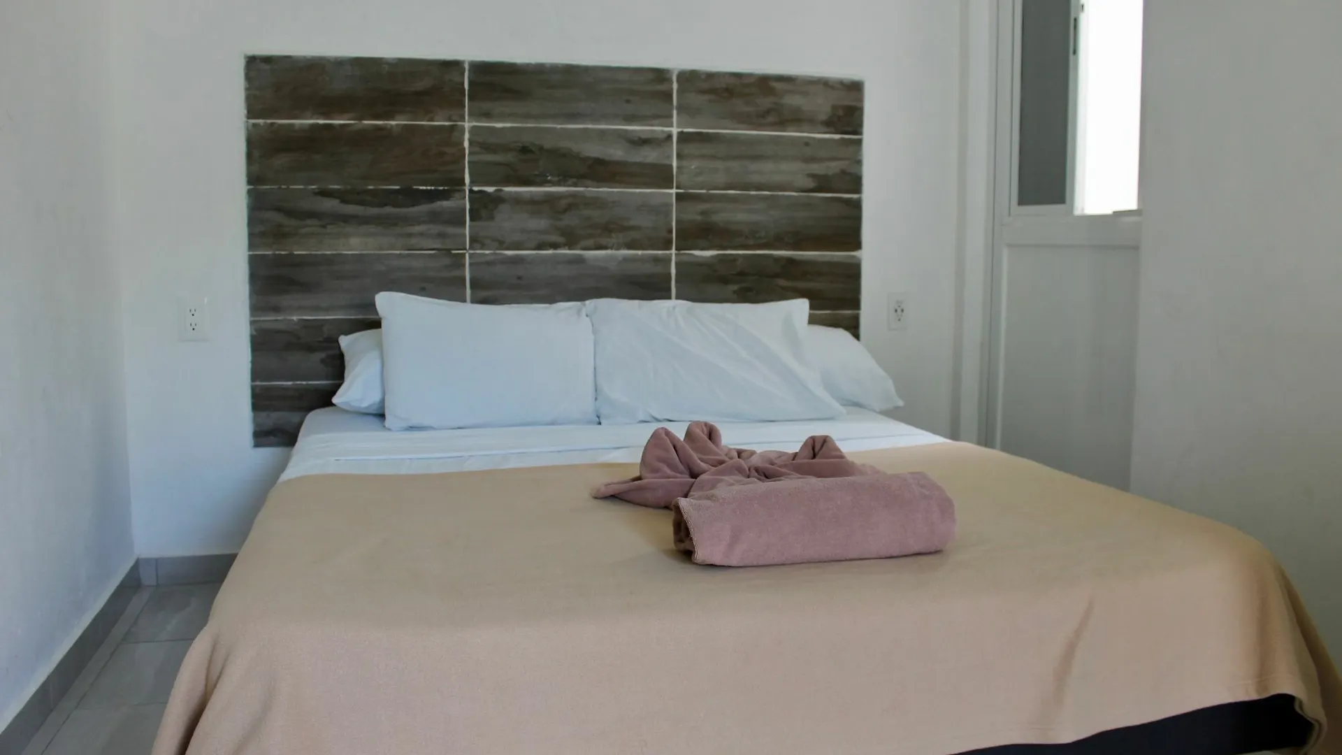 Suite 24 Aparthotel By Xperience Hotels Playa del Carmen 3*,  Meksika
